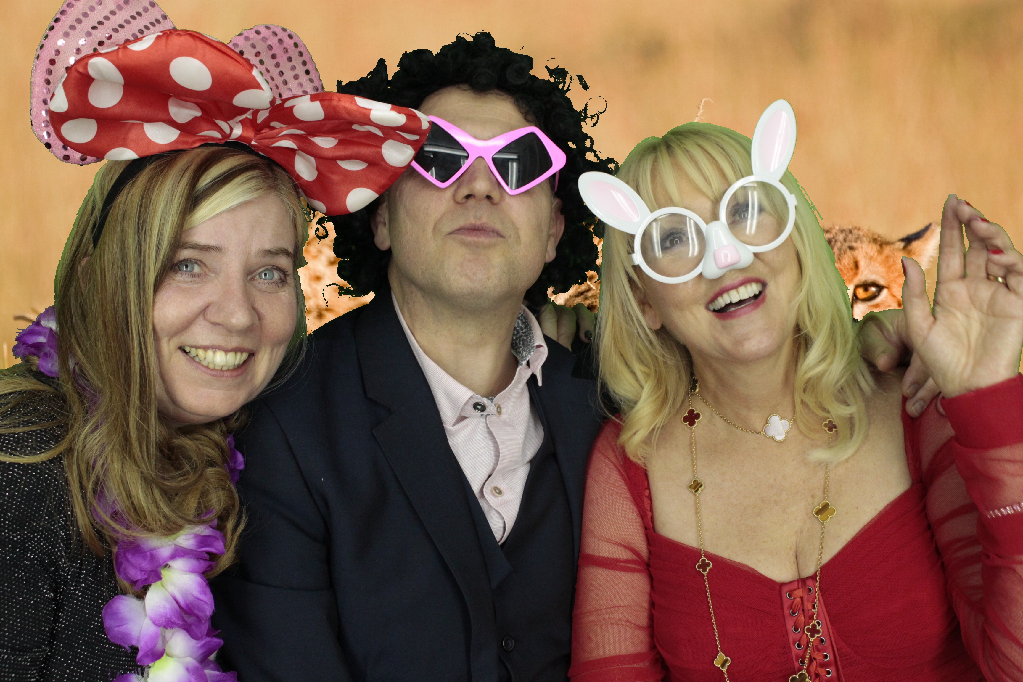 SHARON'S BIRTHDAY | View more photos from the event at gallery.myphotoboothexperience.co.uk/u/MyPhotoBoothExperienceLtd/SHARONS-BIRTHDAY